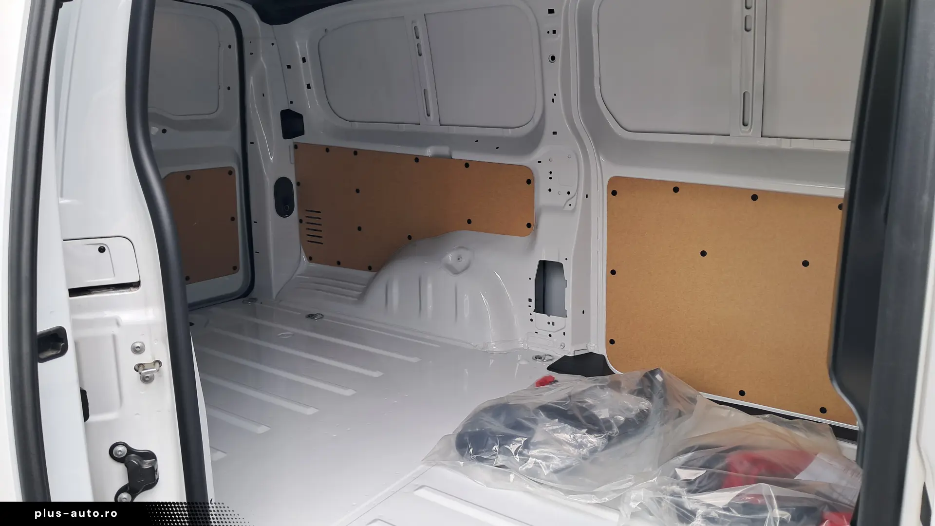 Opel Vivaro Van Electric L3 100 KW Baterie 75 KWH