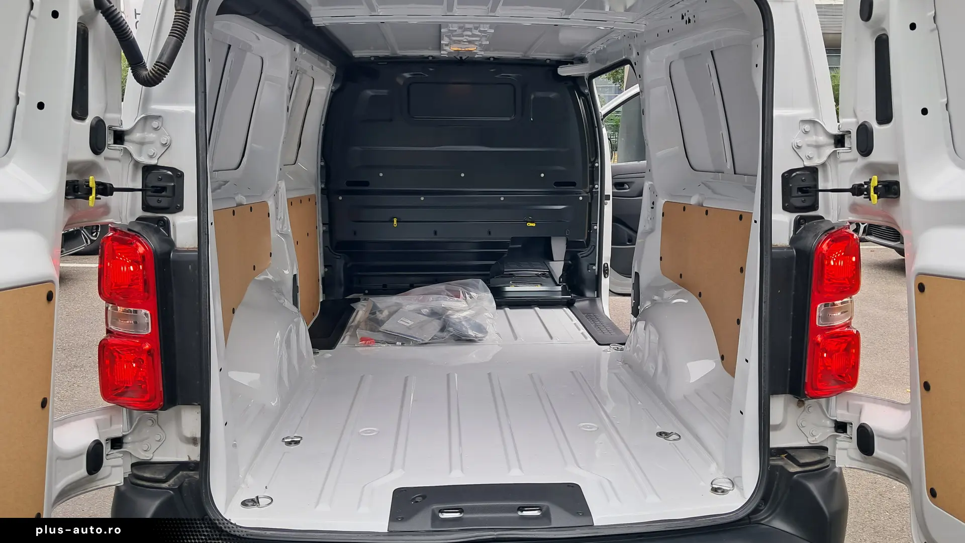 Opel Vivaro Van Electric L3 100 KW Baterie 75 KWH