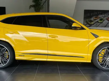 Lamborghini Urus SE PANO MASSAGE 23  STYLE PACK-WARRANTY