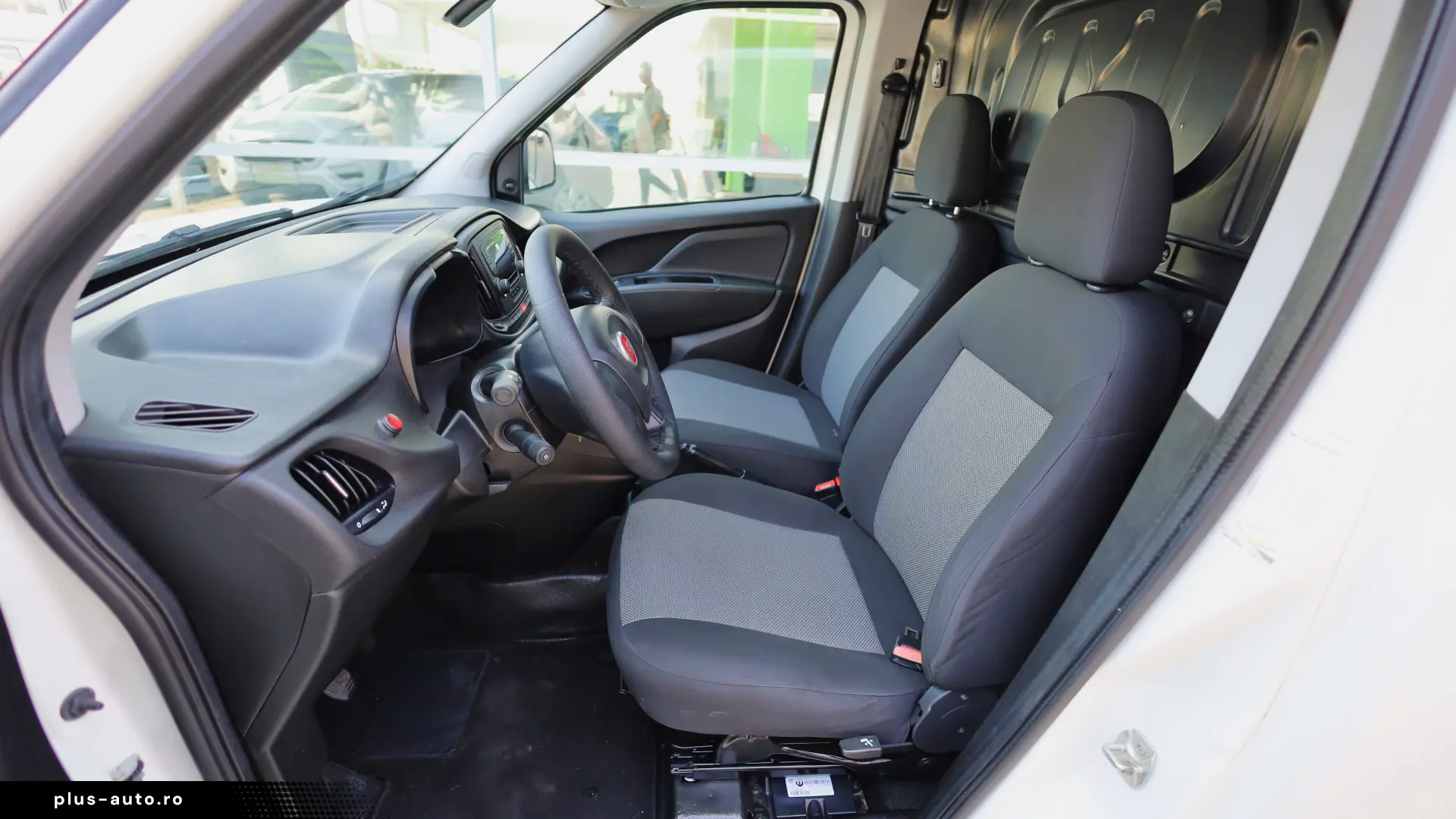 Fiat Doblo Furgon IZOTERM L2H1 1.6 dCi 105cp