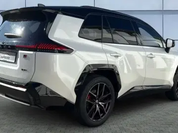 Toyota RAV4 GR Sport Hybrid AWD 2.890 km 360-Camera