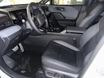Toyota RAV4 GR Sport Hybrid AWD 2.890 km 360-Camera