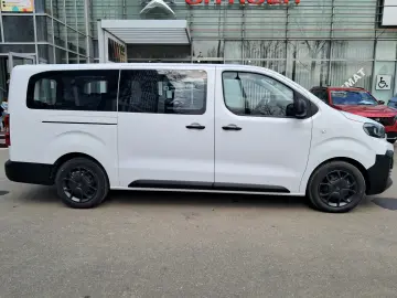Citroën Jumpy Combi L3 8 1 locuri 2.2 diesel 180 CP automata
