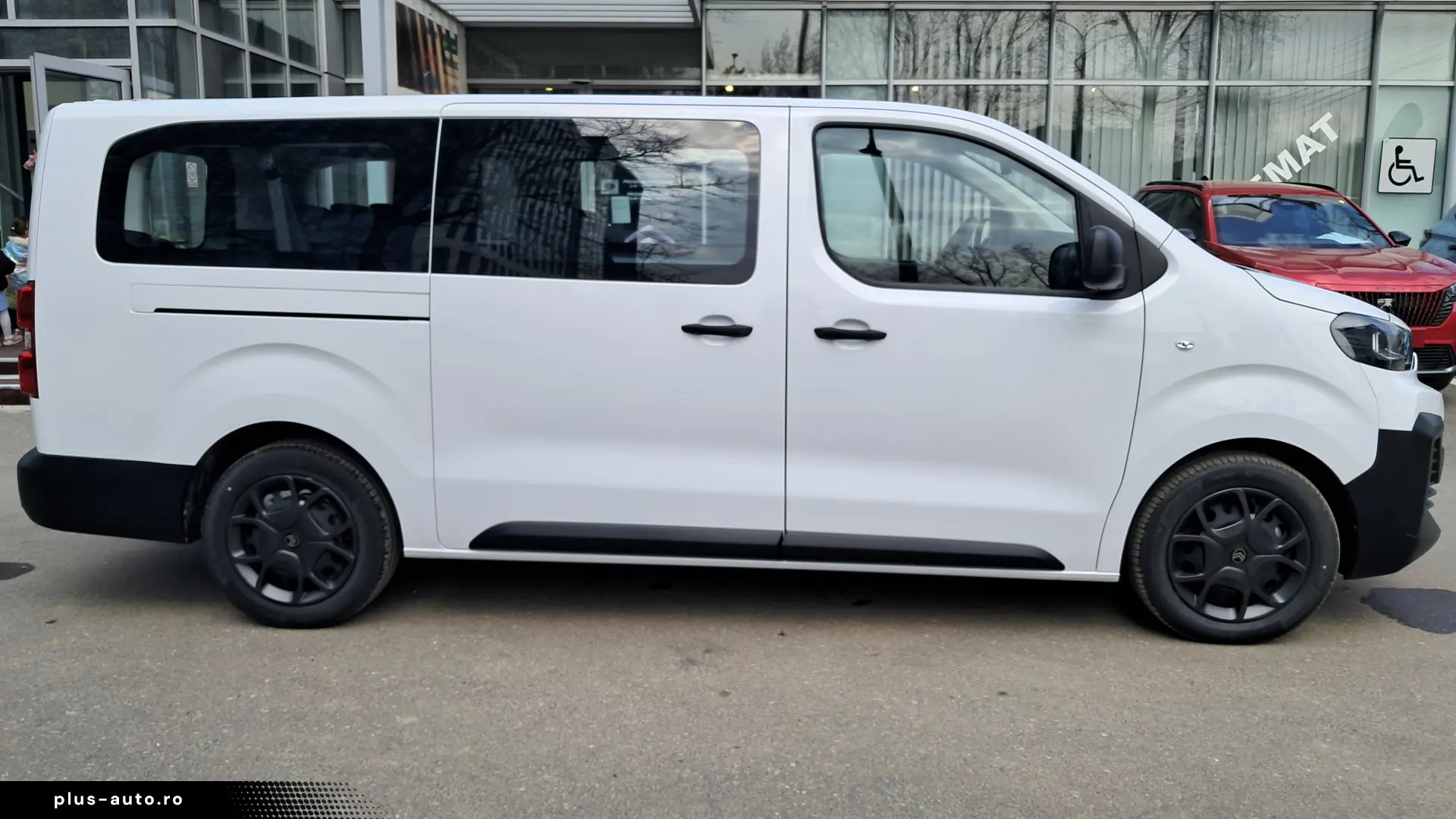 Citroën Jumpy Combi L3 8 1 locuri 2.2 diesel 180 CP automata