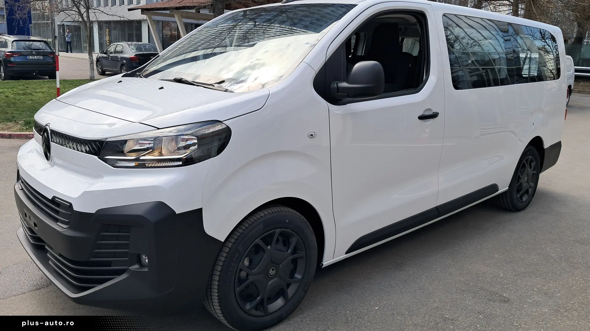 Citroën Jumpy Combi L3 8 1 locuri 2.2 diesel 180 CP automata