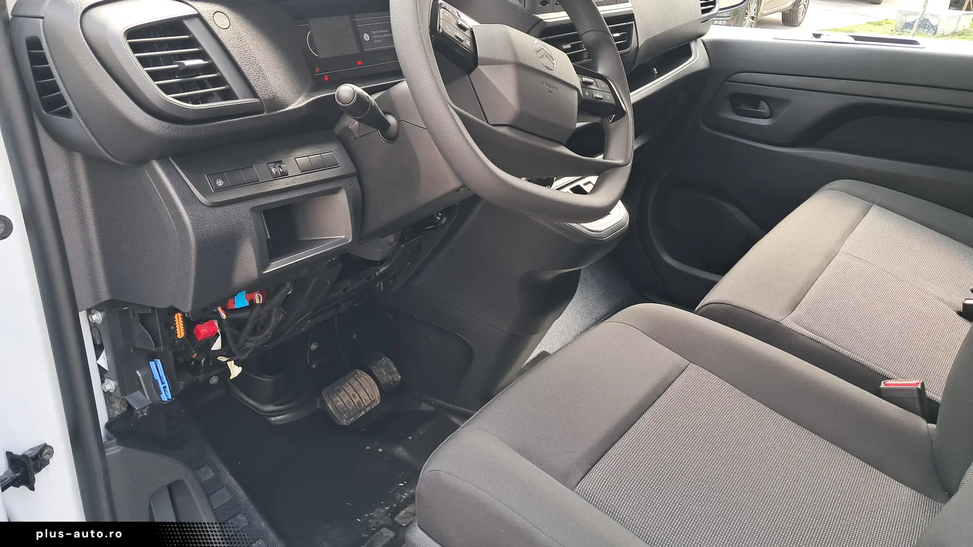 Citroën Jumpy Combi L3 8 1 locuri 2.2 diesel 180 CP automata