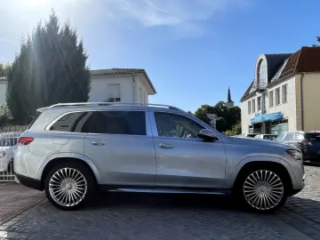 MERCEDES-BENZ GLS 600 Maybach 4Matic