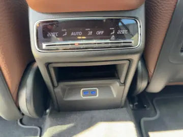 MERCEDES-BENZ GLS 450 d AMG PANO DIST KEYG STANDHZG …