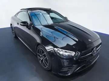 MERCEDES-BENZ E 300 Coupé AMG 9G LED PANO BURM 360  …