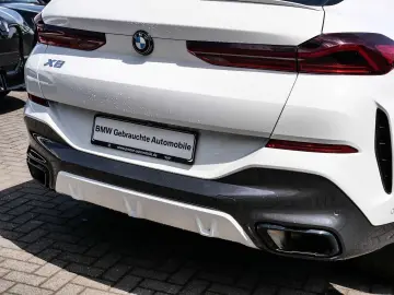 BMW X6 xDrive30d M Sport HUD PANO RFK NAVI LED DAB