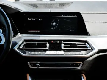 BMW X6 xDrive30d M Sport HUD PANO RFK NAVI LED DAB