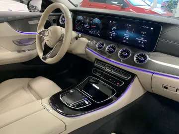 MERCEDES-BENZ E 220 d Leder MBUX LED Pano Ambiente C…