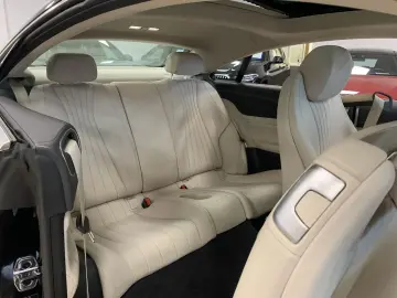 MERCEDES-BENZ E 220 d Leder MBUX LED Pano Ambiente C…