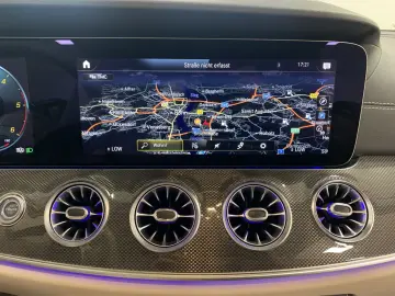 MERCEDES-BENZ E 220 d Leder MBUX LED Pano Ambiente C…