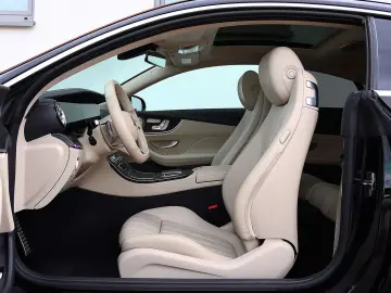 MERCEDES-BENZ E 400 d 4M Coupe AMG KAM360 PANO MEMOR…