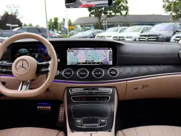 MERCEDES-BENZ E 400 d 4M Coupe AMG KAM360 PANO MEMOR…