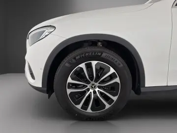 MERCEDES-BENZ GLC 220 d 4M Avantgarde 2x Adva  AHK L…