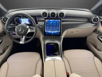 MERCEDES-BENZ GLC 220 d 4M Avantgarde 2x Adva  AHK L…