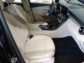 MERCEDES-BENZ GLC-Coupe 200 d 4M-Schiebed. HuD Leder