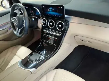 MERCEDES-BENZ GLC-Coupe 200 d 4M-Schiebed. HuD Leder