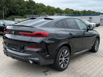 BMW X6 30d M Sport xDrive   ACC   Iconic glow