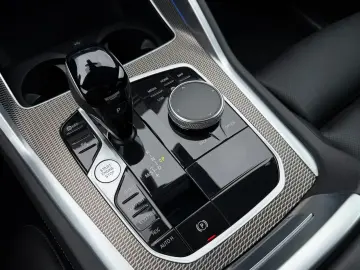 BMW X6 30d M Sport xDrive   ACC   Iconic glow