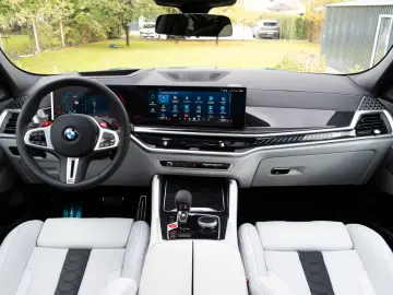BMW X6 M Competition Massage Sky-Lounge White Interior