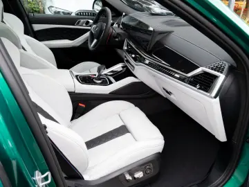 BMW X6 M Competition Massage Sky-Lounge White Interior
