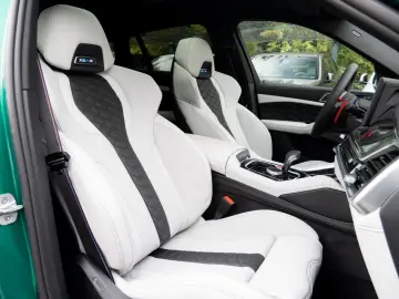 BMW X6 M Competition Massage Sky-Lounge White Interior