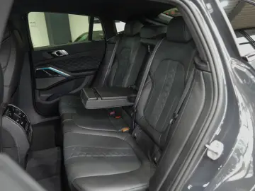 BMW X6 M Competition Individual Dravitgrau Driver's Pack HK