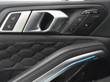BMW X6 M Competition Individual Dravitgrau Driver's Pack HK