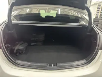 Mercedes C 300 e Limousine Hybrid AMG NIGHT PANO BURMEST