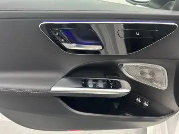 Mercedes C 300 e Limousine Hybrid AMG NIGHT PANO BURMEST