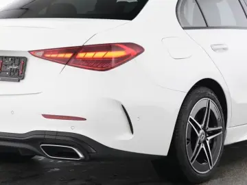 MERCEDES-BENZ C 300 e AMG NIGHT DISTR BURM 360
