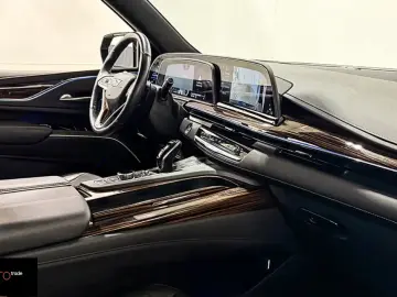CADILLAC Escalade LUXURY 6.2 V8 4WD