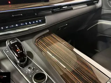 CADILLAC Escalade LUXURY 6.2 V8 4WD