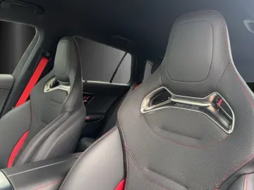 Mercedes-Benz C63SE T AMG F1 Edition