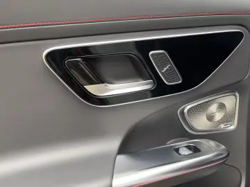 Mercedes-Benz C63SE T AMG F1 Edition