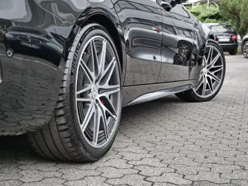 Mercedes-Benz C 63 AMG S E PERFORMANCE Night Panorama 360