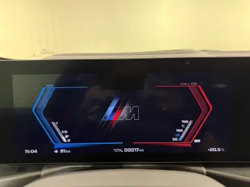 BMW M2 CS