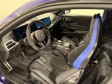 BMW M2 CS