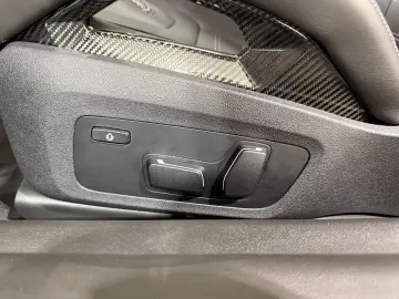 BMW M2 CS