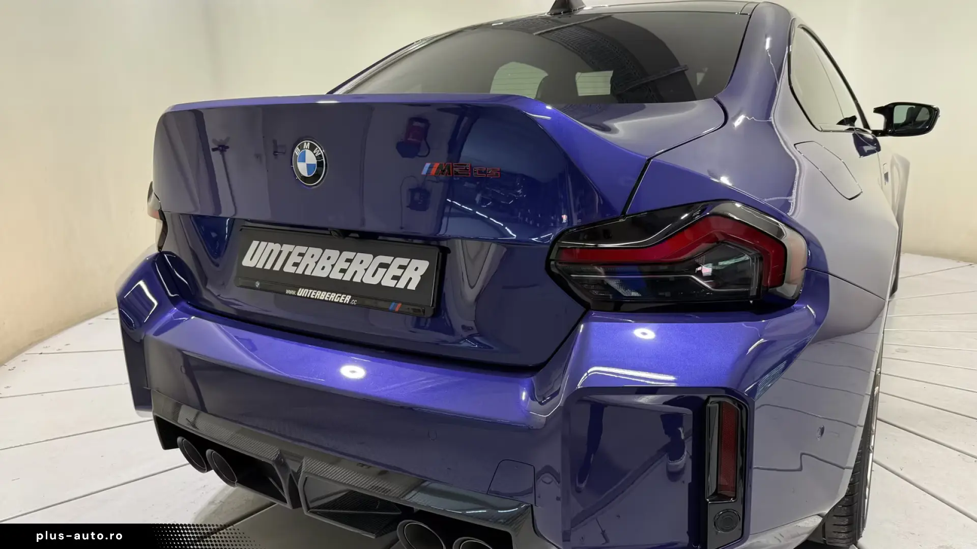 BMW M2 CS