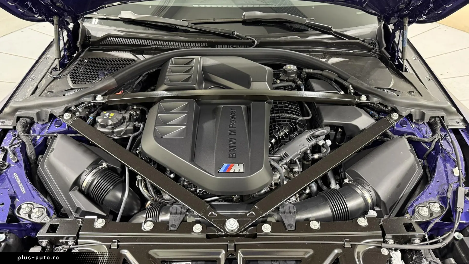 BMW M2 CS