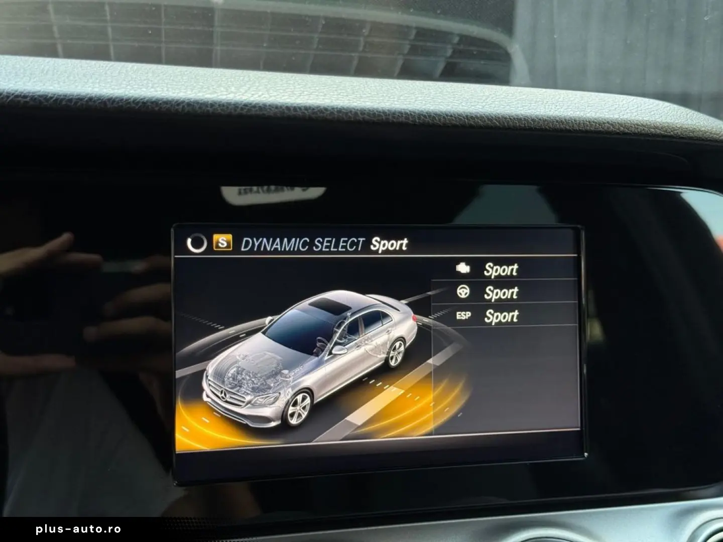 Mercedes-Benz E