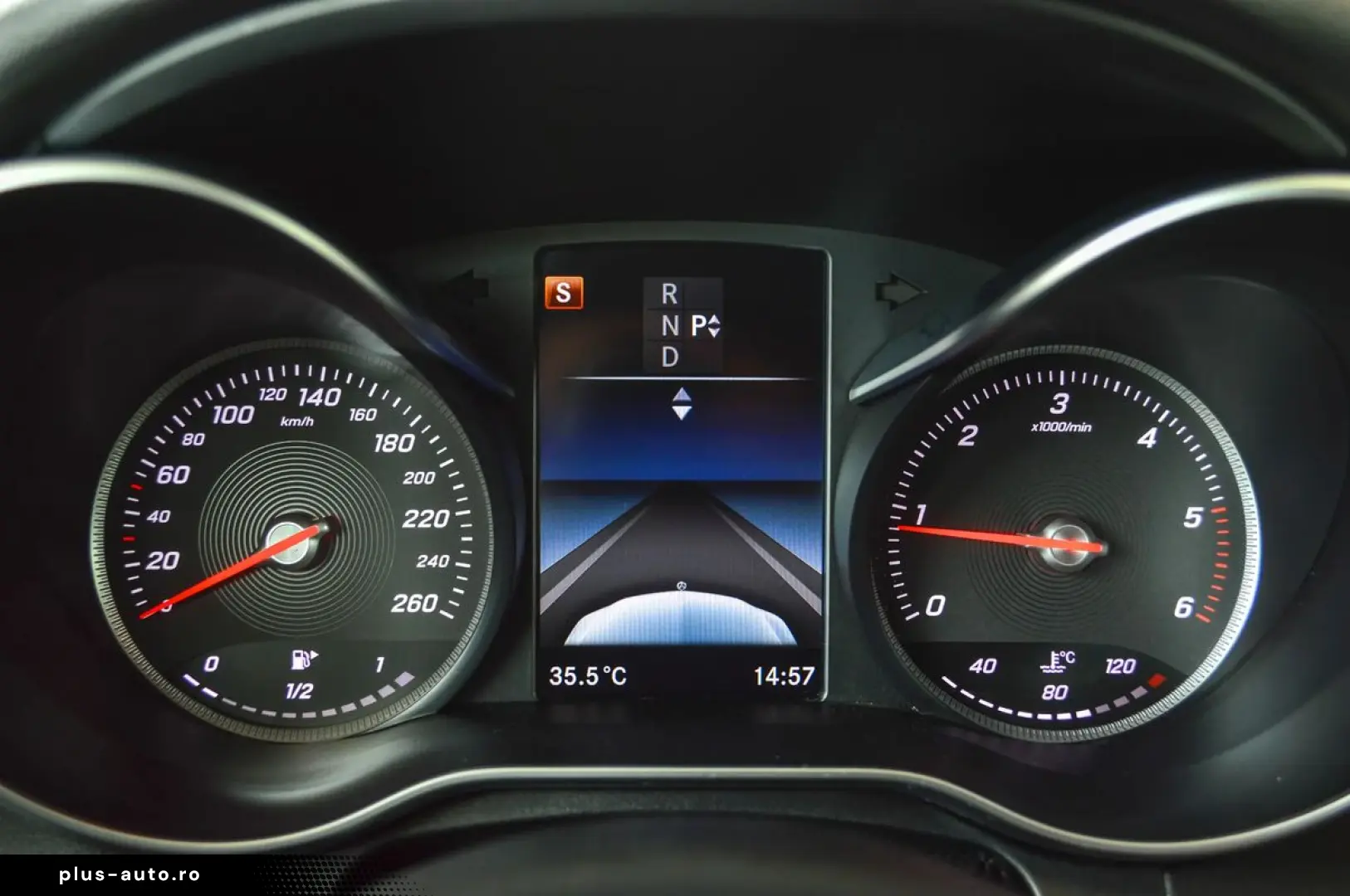 2016 Mercedes-Benz C-Klasse C 180 d BlueTEC Avantgarde  RATE