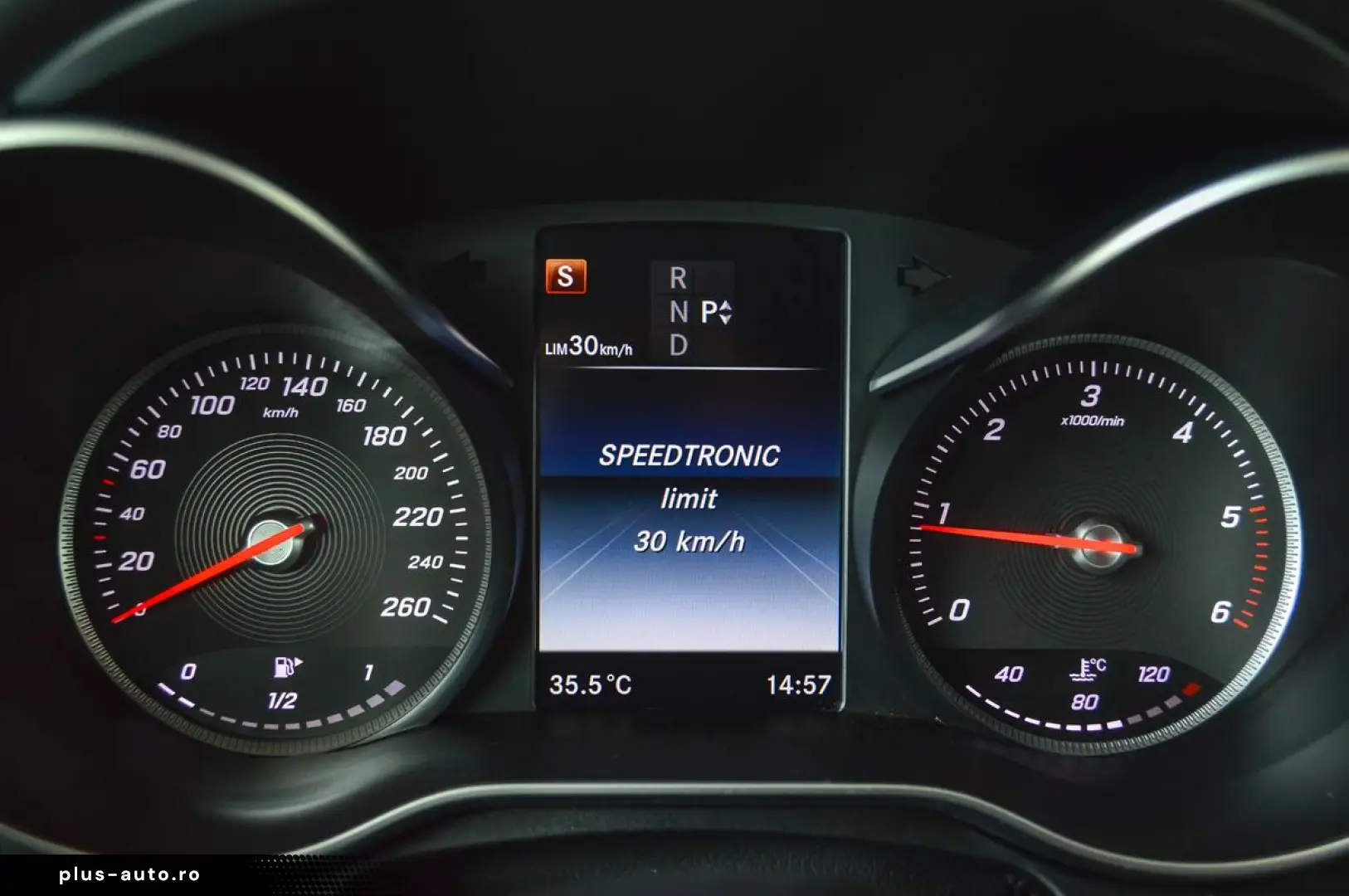 2016 Mercedes-Benz C-Klasse C 180 d BlueTEC Avantgarde  RATE