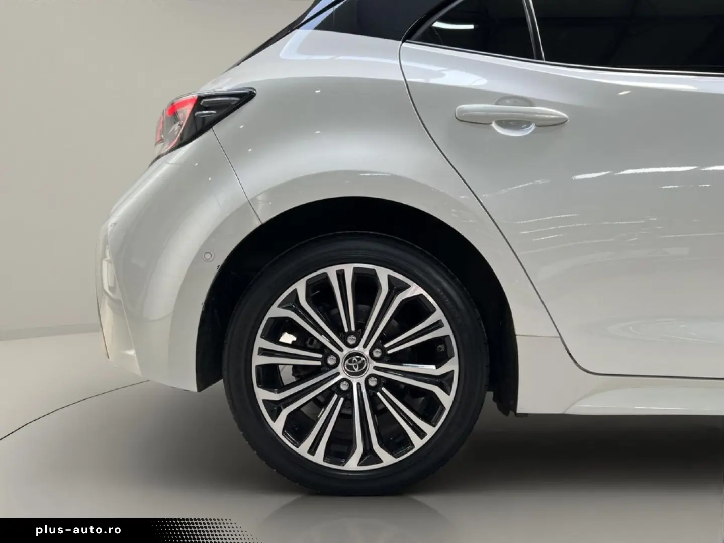 Toyota Corolla 1.8 Hybrid Club