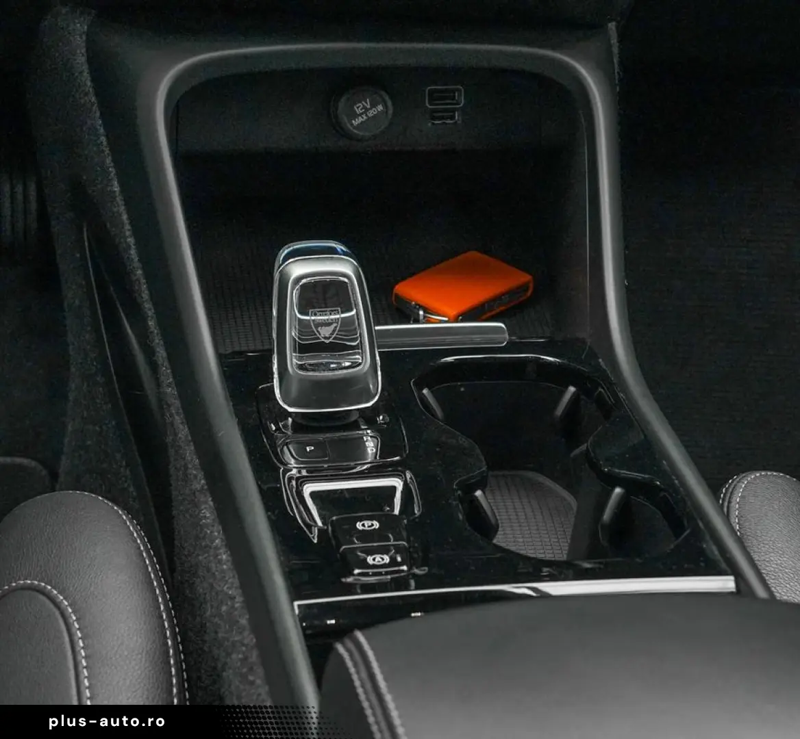 Volvo Xc-40
