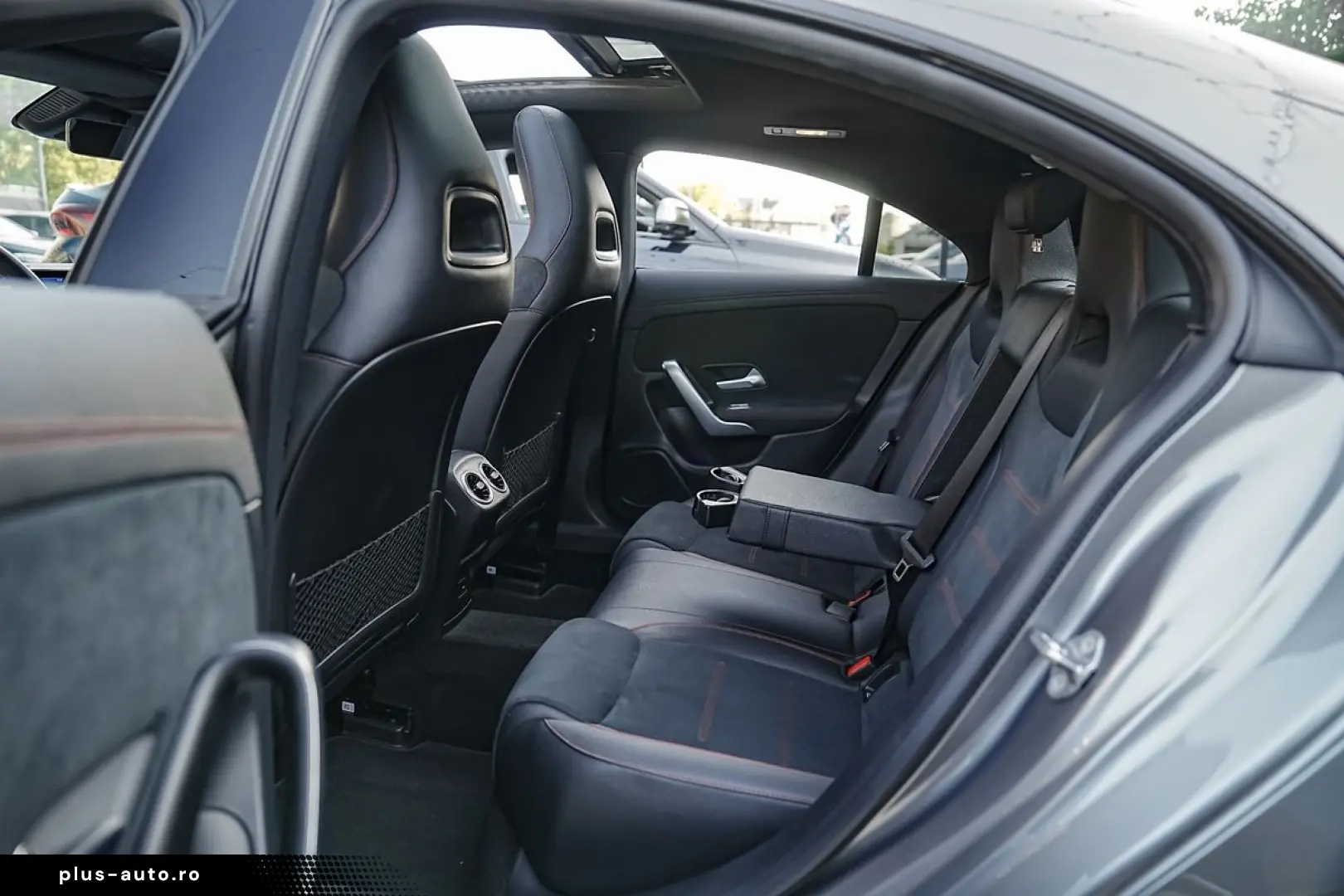 Mercedes-Benz Cla-180